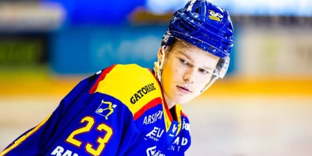 17 gadus vecais Alberts Šmits aizvada lielisku sezonu spēcīgajā Somijas čempionātā un gatavojas NHL draftam.