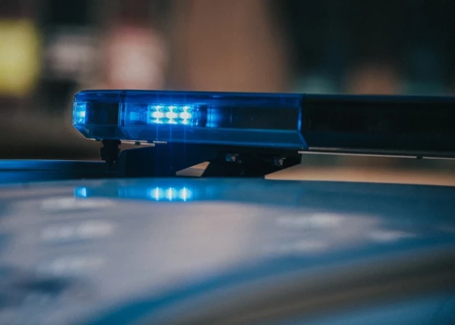 В Риге автомобиль Lexus наехал на пешехода, который скончался на месте