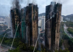 Масштабный пожар в Гонконге в здании на 2000 квартир: минимум 55 погибших и сотни пропавши