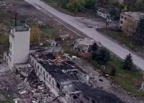 Krievu okupantu izpostītā Pokrovska.