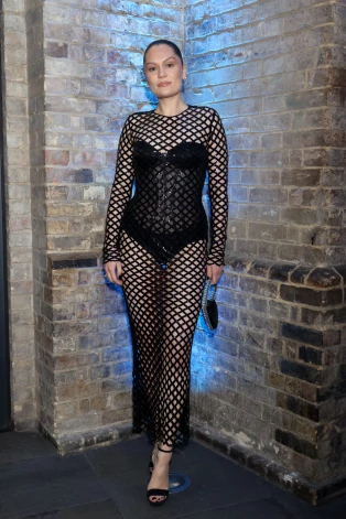 Džesija Džeja “Rolling Stone UK” balvu ceremonijas vakarā šā gada 20. novembrī Londonā.