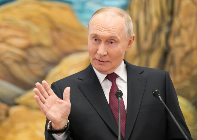 "Līdz pēdējais ukrainis nomirs": Putins brīdina par nebeidzamu cīņu, ja Ukraina neatkāpsies