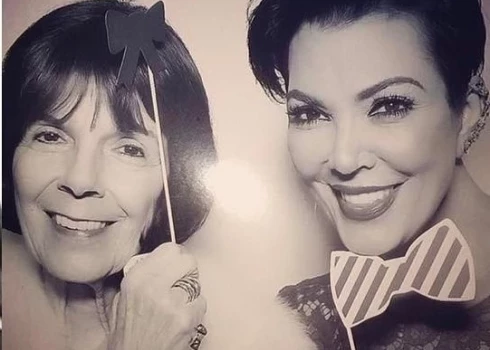 Krisa Dženere ar savu mammu Mēriju Džo "MJ" Šenonu.