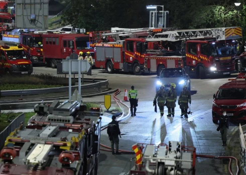 Honkongā izcēlies postošs video.