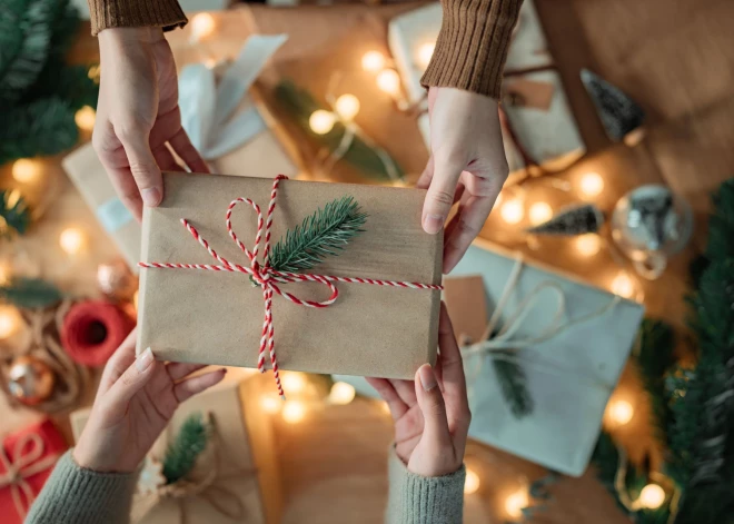 Puse Latvijas iedzīvotāju cer "Melnajā piektdienā" ietaupīt uz Ziemassvētku dāvanām