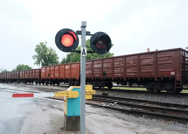 Россия грозит Литве военным ударом в ответ на остановку транзита "Лукойла" в Калининград