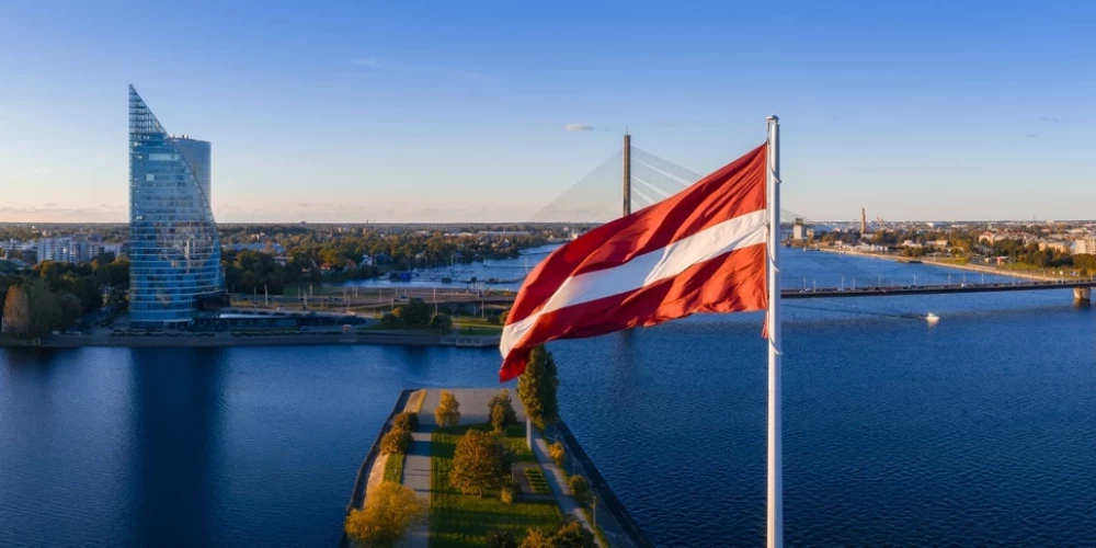 В Латвии почти 179 тысяч неграждан с ВНЖ.