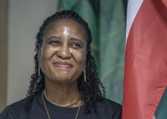 DĀR eksprezidenta Zumas meitu apsūdz algotņu vervēšanā Krievijas karam Ukrainā, viņa pamet parlamentu