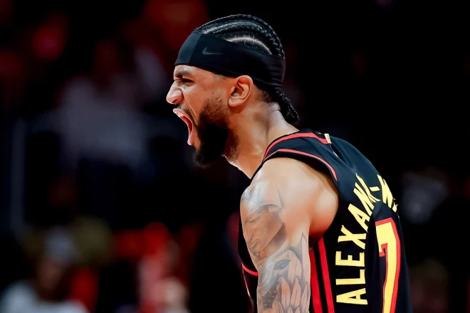 "Hawks" rindās 28 punktus guva Nikeils Aleksanders-Vokers.