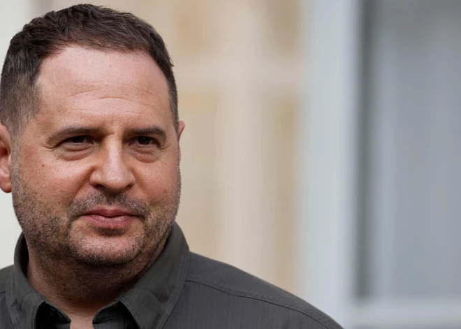 Bijušais Ukrainas prezidenta biroja vadītājs Andrijs Jermaks par nākotnes plāniem: "Es dodos uz frontes līniju!"