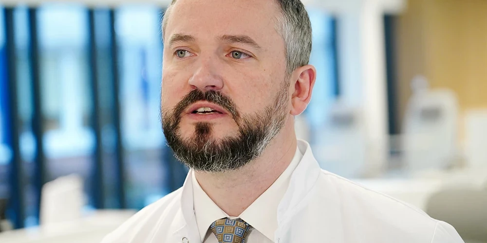 Austrumu slimnīcas valdes priekšsēdētājs profesors Haralds Plaudis.