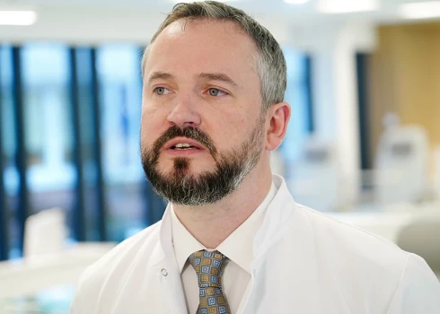 Austrumu slimnīcas valdes priekšsēdētājs profesors Haralds Plaudis.