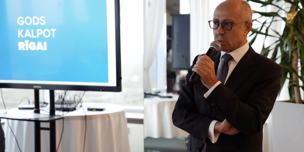 Šodien kongresā Oļegs Burovs atkārtoti tika ievēlēts par partijas priekšsēdētāju.