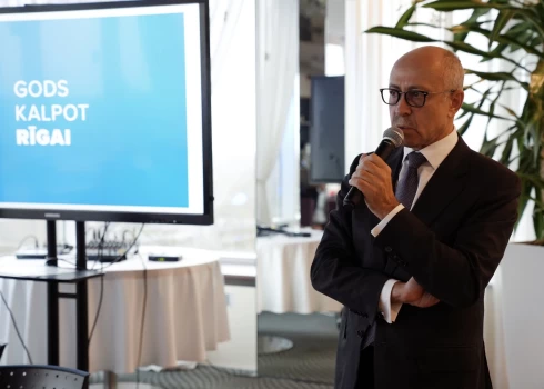 Šodien kongresā Oļegs Burovs atkārtoti tika ievēlēts par partijas priekšsēdētāju.