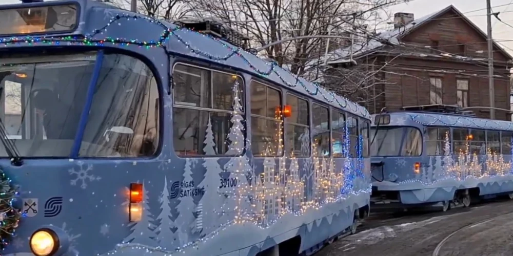 Праздничный трамвай уже выезжает на улицы города!