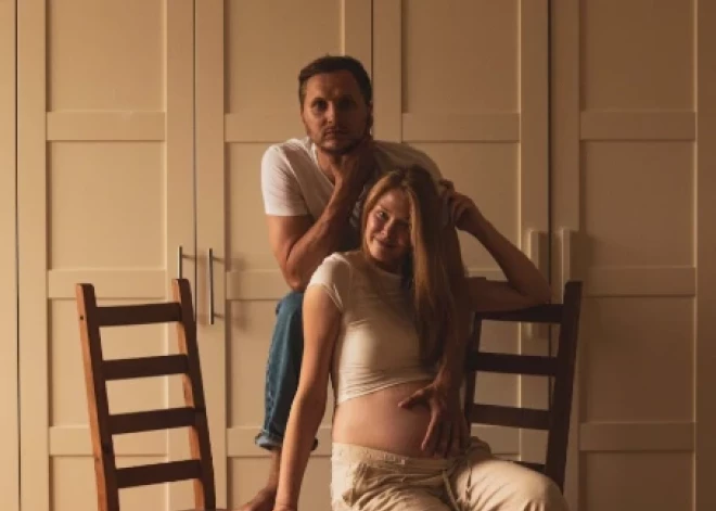 Aktieru pāris Niklāvs un Lolita Kurpnieki kļuvuši par vecākiem