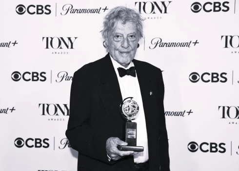 Mūžībā devies “Iemīlējies Šekspīrs” scenārija autors Toms Stopards.