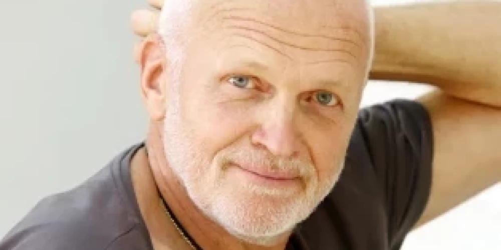 Ivars Puga ir latviešu aktieris un politiķis. Kopš 1986. gada ir Latvijas Nacionālā teātra aktieris. 1995. gadā ieguvis "Spēlmaņu nakts" balvu nominācijā "Gada aktieris". 2015. gadā ieguvis Harija Liepiņa balvu par izcilu darbu varoņlomās.