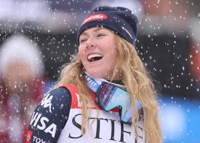 Mikeila Šifrina uzvar Pasaules kausa posma kalnu slēpšanā slaloma sacensībās