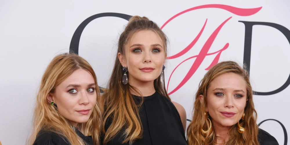 Aktrise Elizabete Olsena atklāj haotisko bērnību slaveno māsu ēnā.