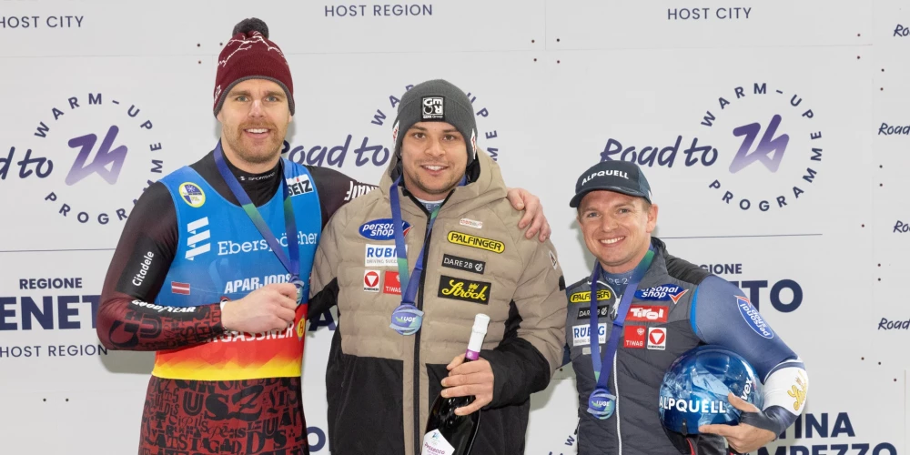 Kristers Aparjods (pa kreisi) izjauca austriešu un vāciešu dominanci.