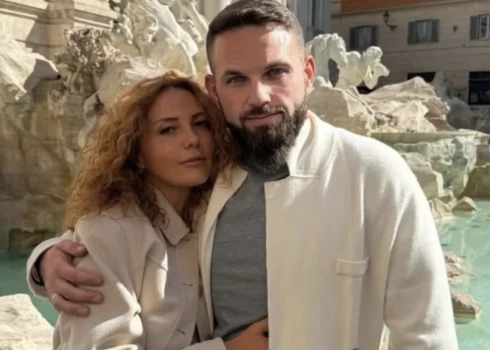 Noslepkavotais kriptovalūtu krāpnieks Romāns Novaks un viņa sieva Anna.