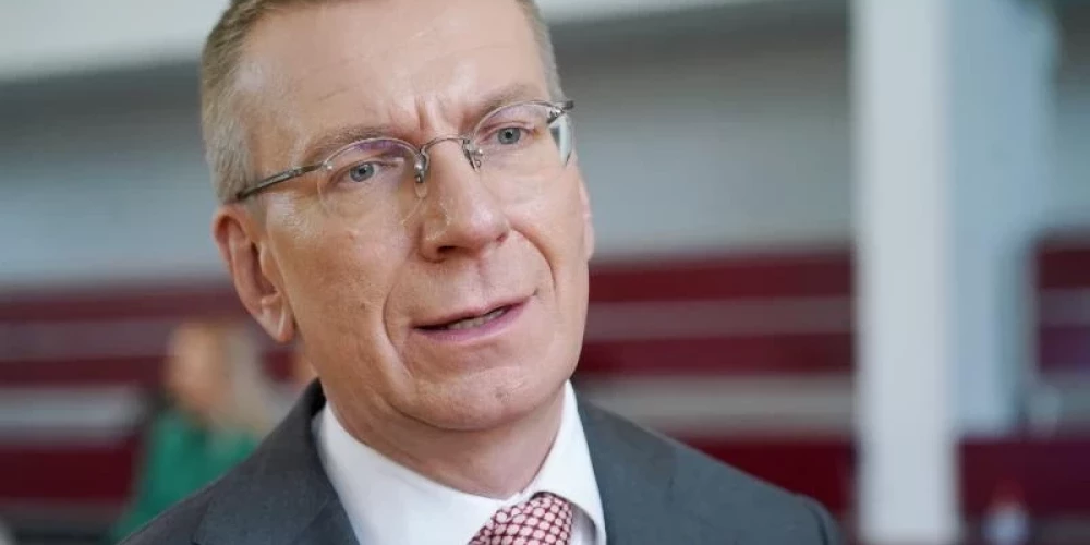 Жесткая риторика между членами коалиции подрывает доверие граждан, считает Ринкевич.