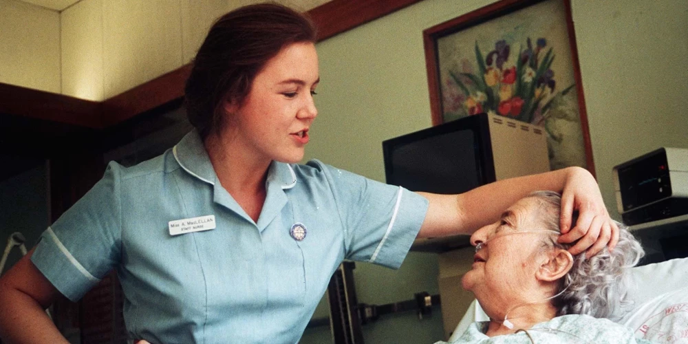 Pētījums un vairāku cilvēku pieredze atklāj satraucošu ainu. Medicīnas iestādēs pastāv diskriminācija vecuma dēļ jeb eidžisms.