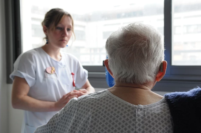 Dialog PatientPētījums un vairāku cilvēku pieredze atklāj satraucošu ainu. Medicīnas iestādēs pastāv diskriminācija vecuma dēļ jeb eidžisms.