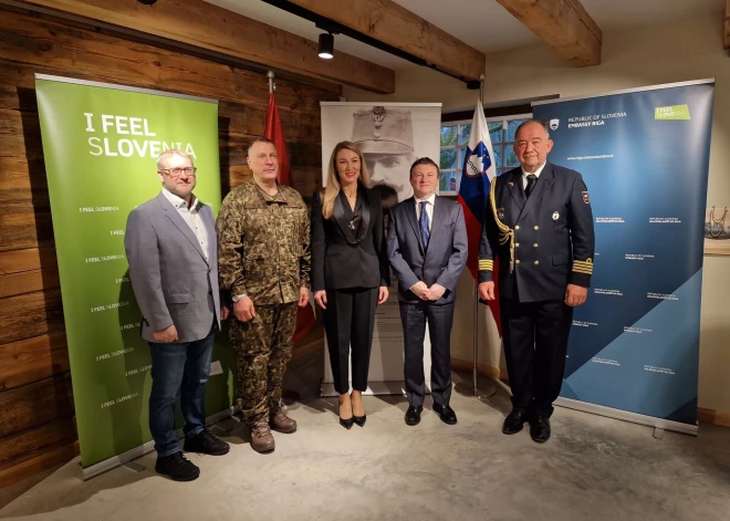 Kalpaka muzejā un piemiņas vietā “Airītes” atklāta Slovēnijas vēstniecības viesizstāde