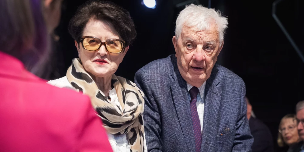 Māra Zālīte un Raimonds Pauls.