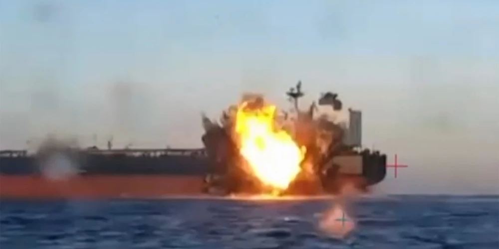 Melnajā jūrā noticis uzbrukums vēl vienam Krievijas tankkuģim.