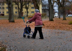 Kas notiek ar mūža pensijas apdrošināšanu pēc cilvēka nāves?