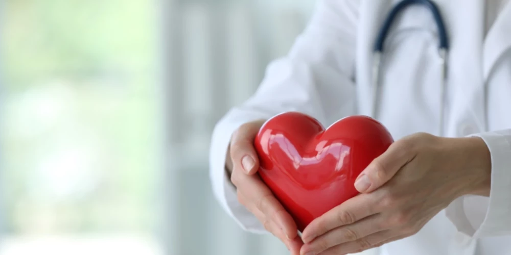 Ārsts stāsta, kā laikus pamanīt infarkta briesmas. 