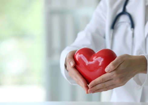 Ārsts stāsta, kā laikus pamanīt infarkta briesmas.