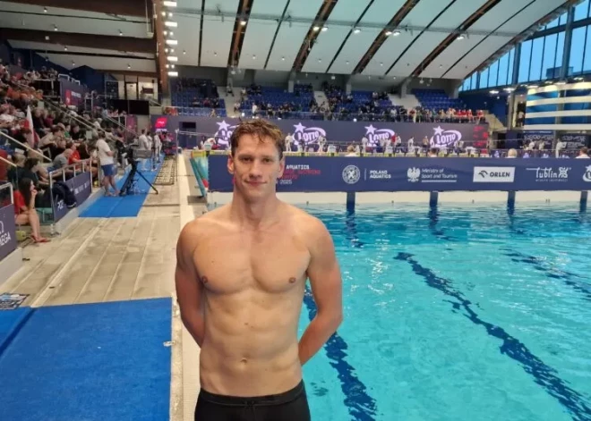 Kristaps Miķelsons labo 11 gadus vecu Latvijas rekordu peldēšanā, kas gan nepalīdz iekļūt Eiropas čempionāta pusfinālā