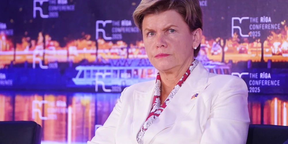 Министр иностранных дел Байба Браже.