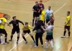 Ropažu novada pašvaldība atvainojas un pieprasa skaidrojumus no telpu futbola spēlē kautiņā iesaistītās komandas