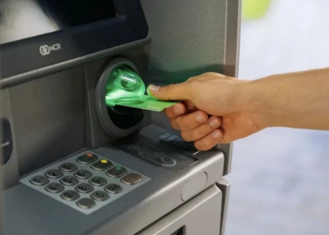 Eiropas Savienībā dzīvojošie Krievijas pilsoņi pakļauti jaunām sankcijām - šoreiz naudas sodiem