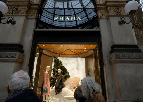 "Prada" veikals Milānā (foto: Scanpix / AP)
