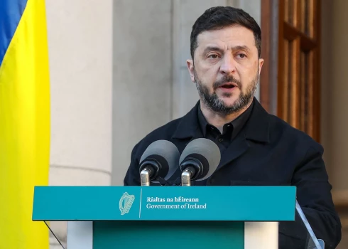 Ukrainas prezidents Volodimirs Zelenskis preses konferencē Īrijā