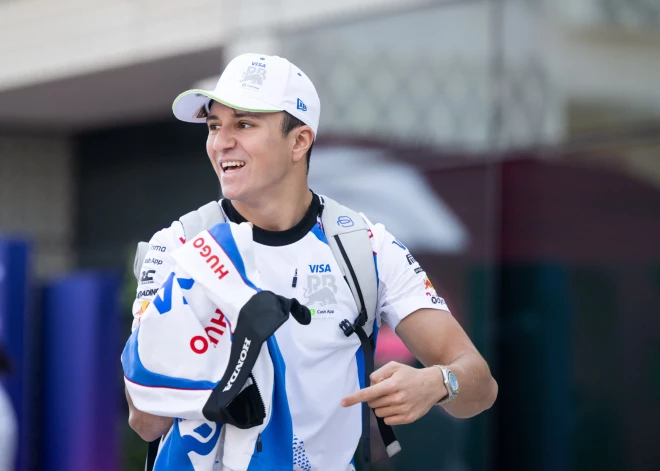 Izaks Hadžars piebiedrosies Maksam Verstapenam "Red Bull" vienībā