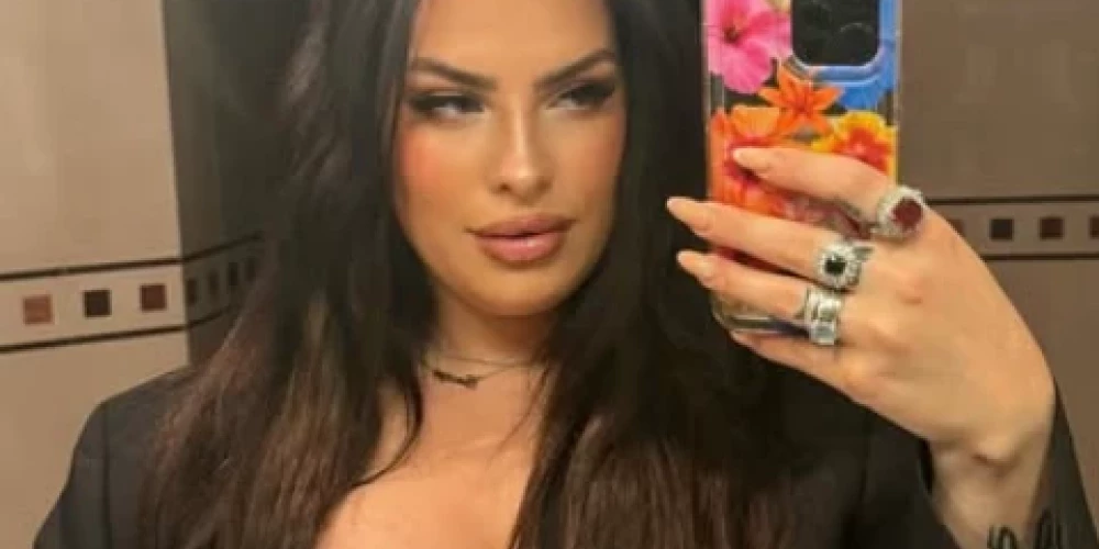 Emīlija Sama jeb influencere Sudrabkaija.