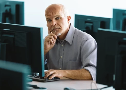 Настоящий дефицит ожидается в первой половине 2026 года, когда все дистрибьюторы распродадут оставшиеся запасы, прогнозируют специалисты.