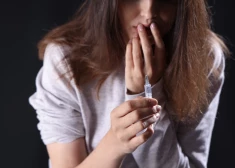 Несовершеннолетних все-таки освободят от уголовной ответственности за употребление наркотиков - зачем это делают?