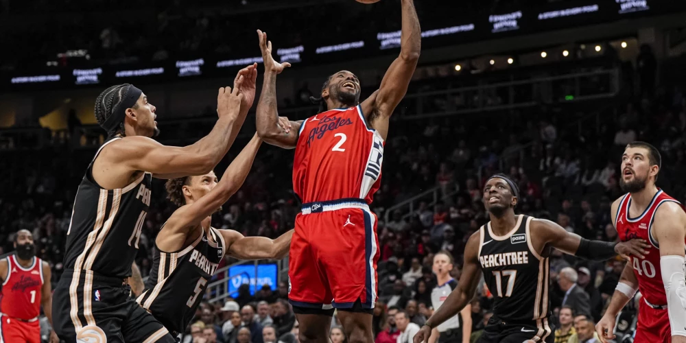 "Hawks" savā laukumā ar rezultātu 92:115 (21:27, 20:28, 32:39, 19:21) zaudēja Losandželosas "Clippers" komandai.