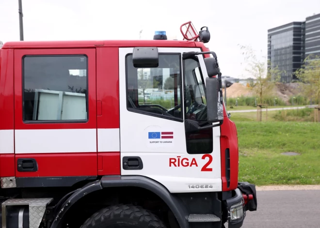 Забытый на плите ужин едва не стоил жизни: в Риге пожарные спасли человека