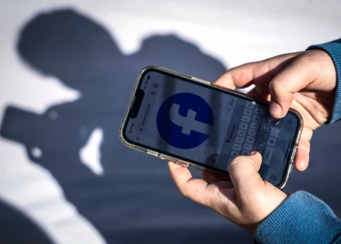 Austrālija ir pasaulē pirmā valsts, kur aizliegts bērniem līdz 16 gadu vecumam izmantot sociālos tīklus.