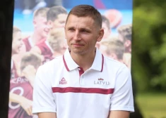 Nikolajs Mazurs kļūst par pirmo ārzemnieku bagātās Dienvidkorejas basketbola trenera amatā