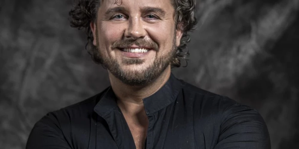 Tenors Maikls Spairss (Michael Spyres).